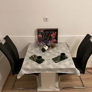 Apartment Leona, Split