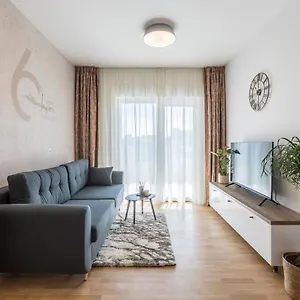 6 Islands - & Business - Free Garage Parking Apartamento