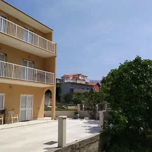 Filip Vedran Apartman