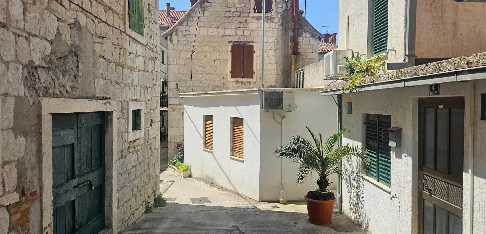 Heritage Stone Wall Spalato